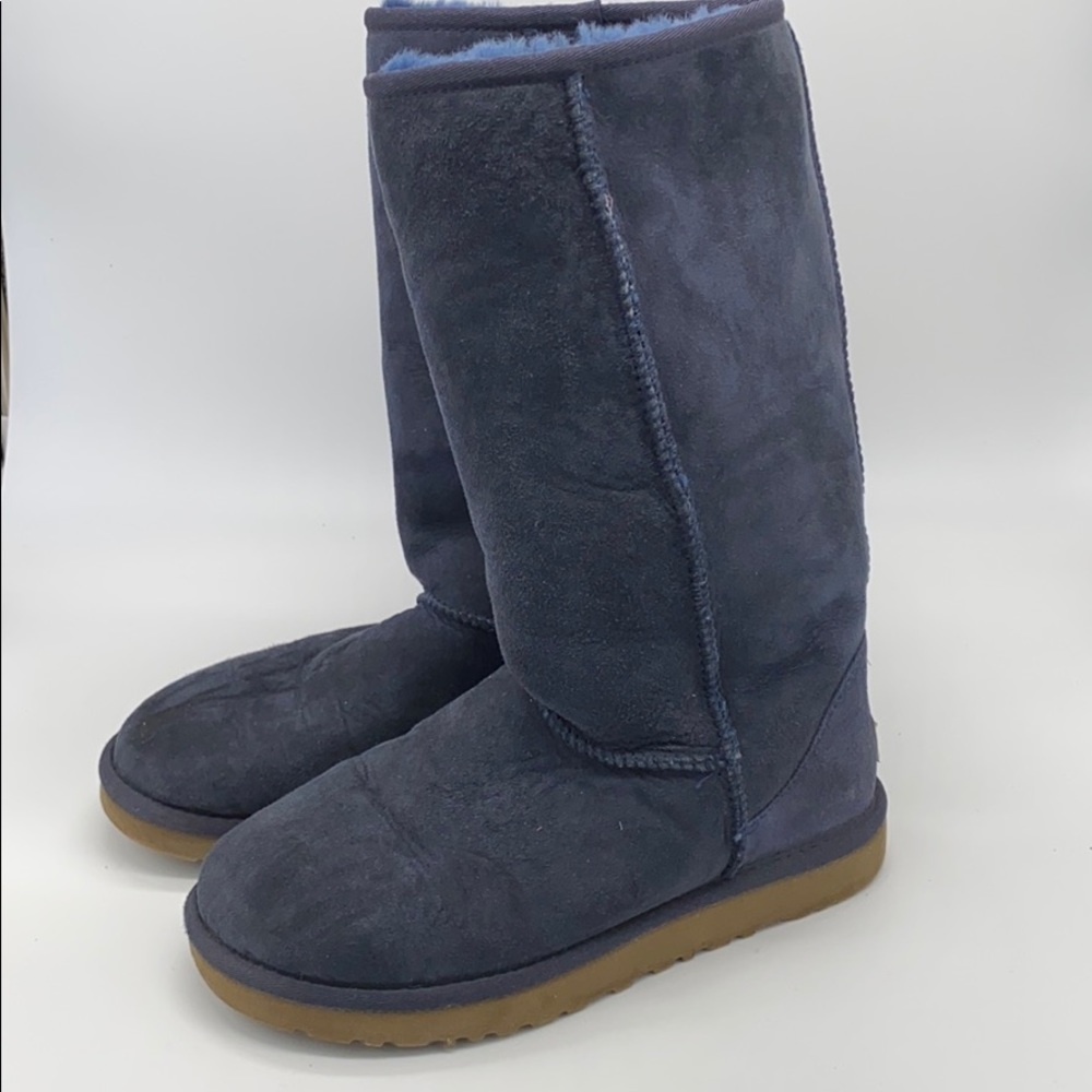 Blue UGG Tall sheepskin boots US 7 EU 38